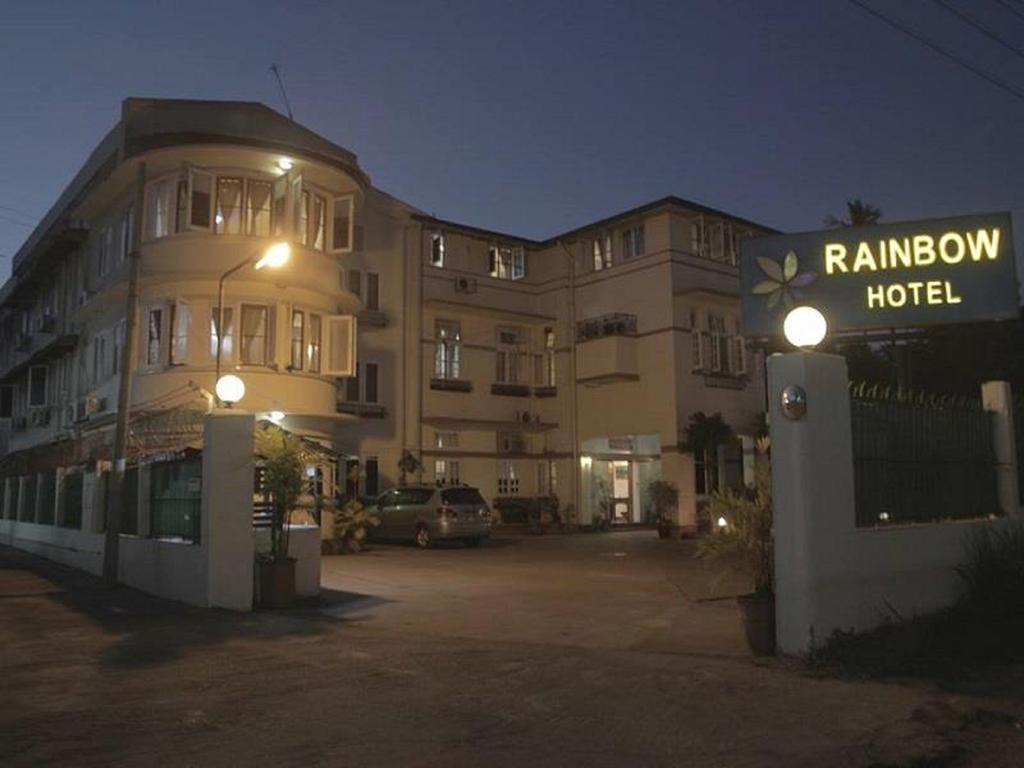 Rainbow Hotel Rangún Exteriér fotografie